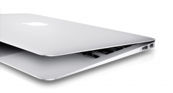 Apple MacBook Air 11 MD7128GRU/A