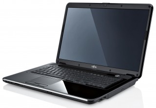 Fujitsu LIFEBOOK NH570 (NH570MRYA2RU)